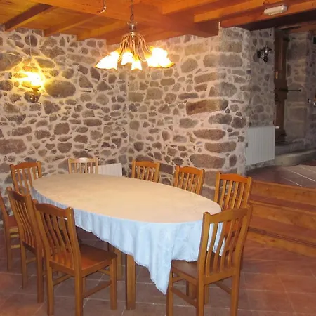 Casa Os Carballas Merille