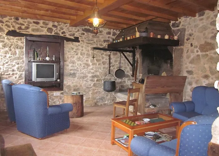 Casa Os Carballas منزل ريفي Merille
